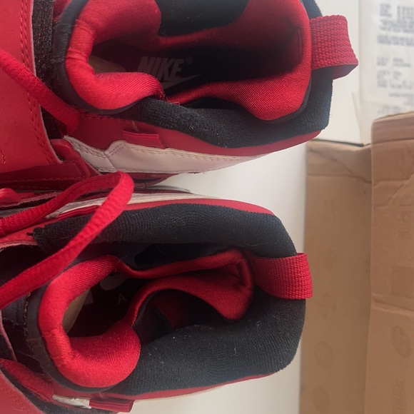 Nike Air Diamond Turf II Varsity Red Gold Size 10 (2012) Box and receipt - Picture 10 of 16